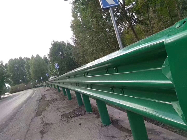 济宁公路防撞护栏